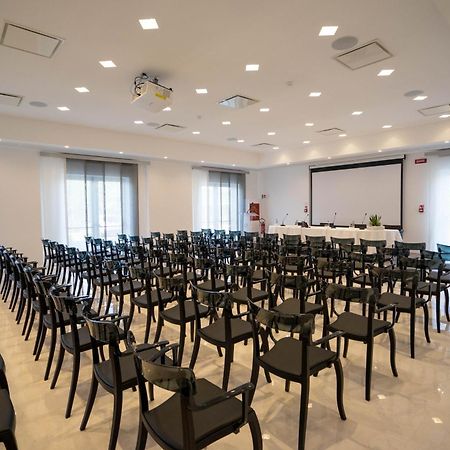 Pm Hotel Катандзаро Екстериор снимка