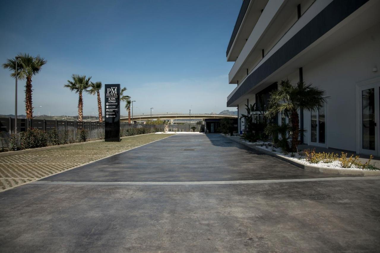 Pm Hotel Катандзаро Екстериор снимка