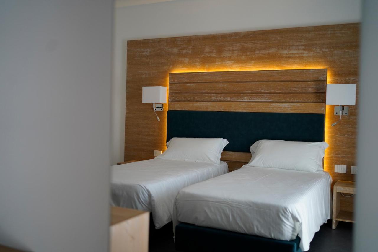 Pm Hotel Катандзаро Екстериор снимка