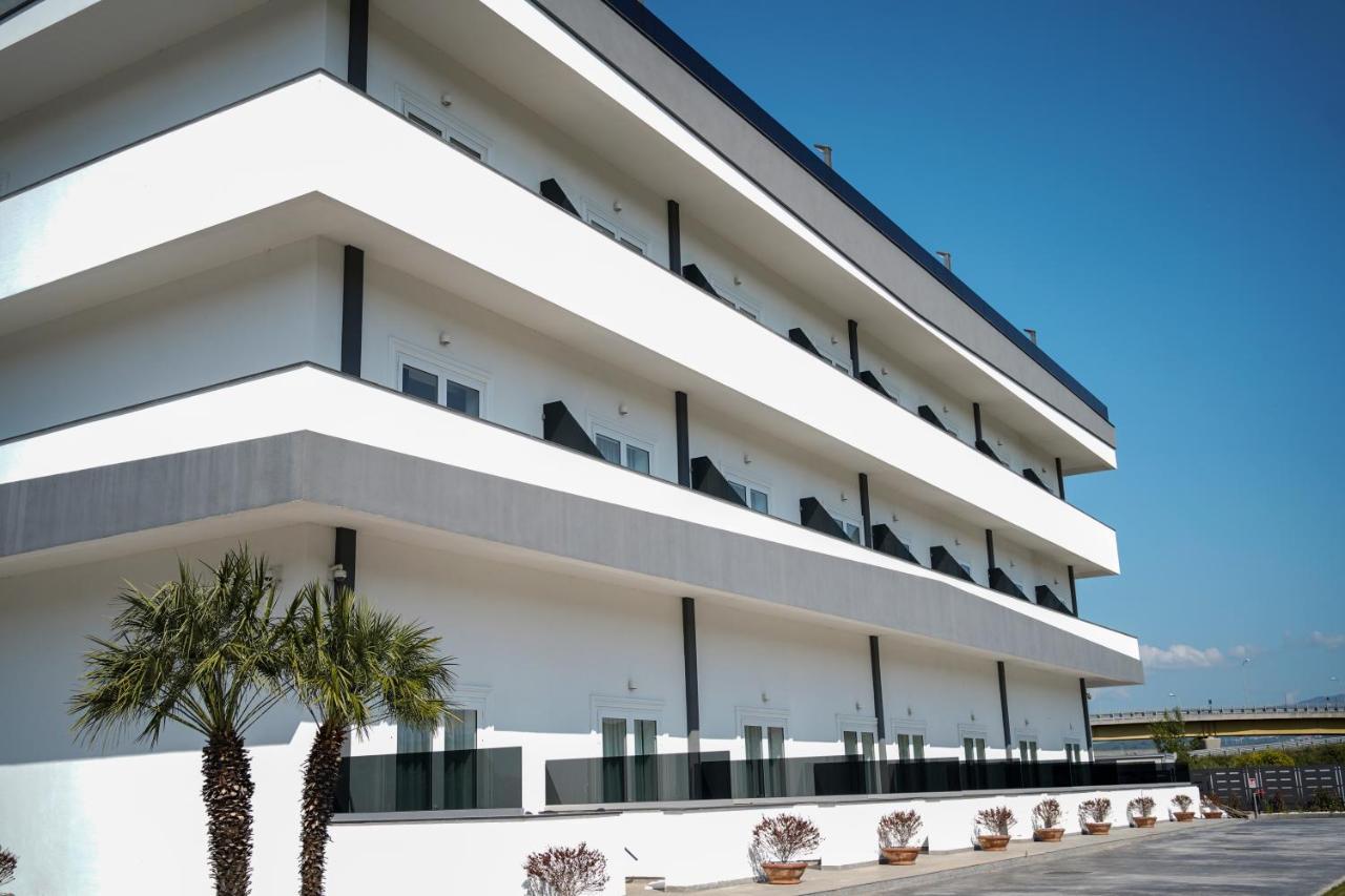 Pm Hotel Катандзаро Екстериор снимка