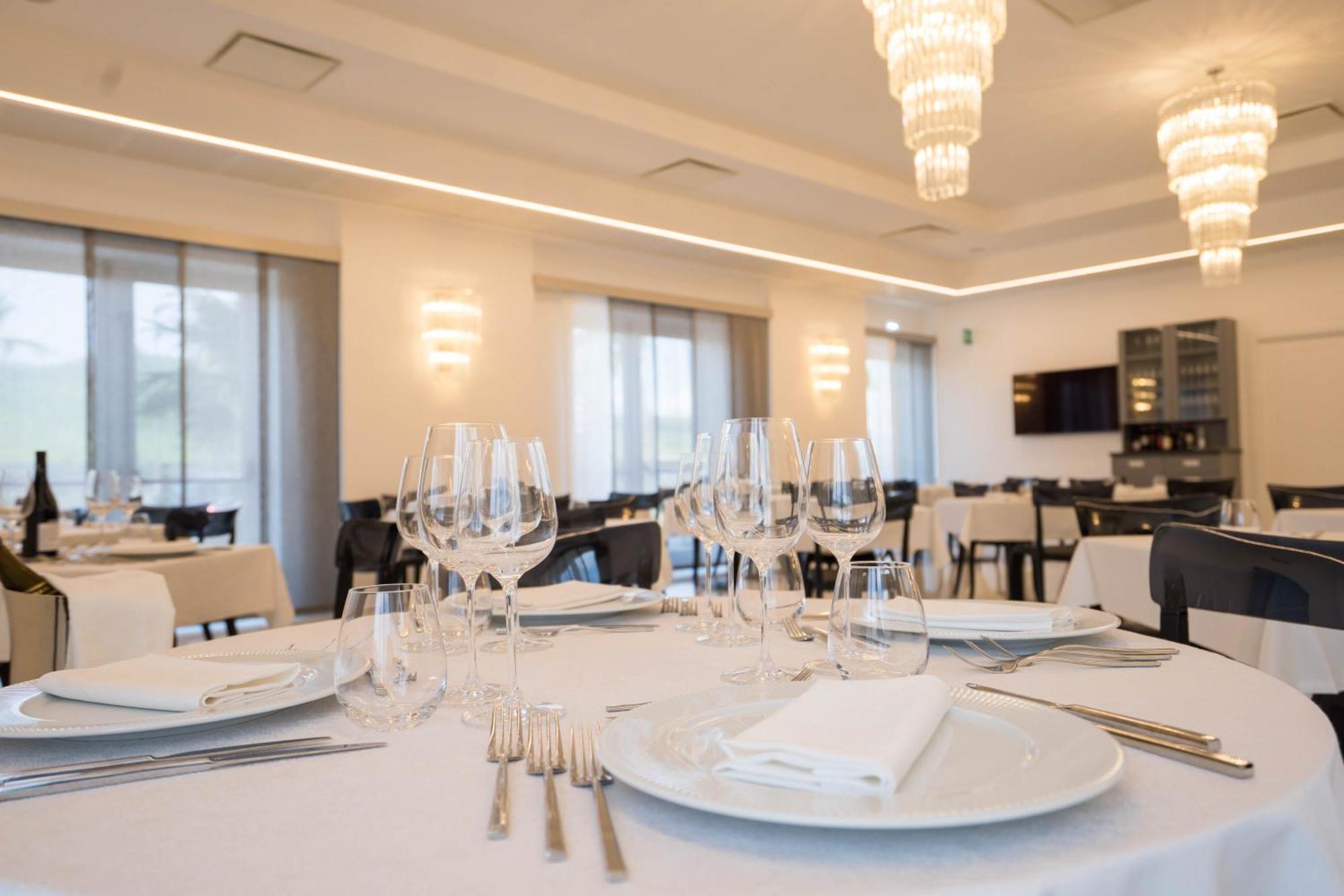 Pm Hotel Катандзаро Екстериор снимка