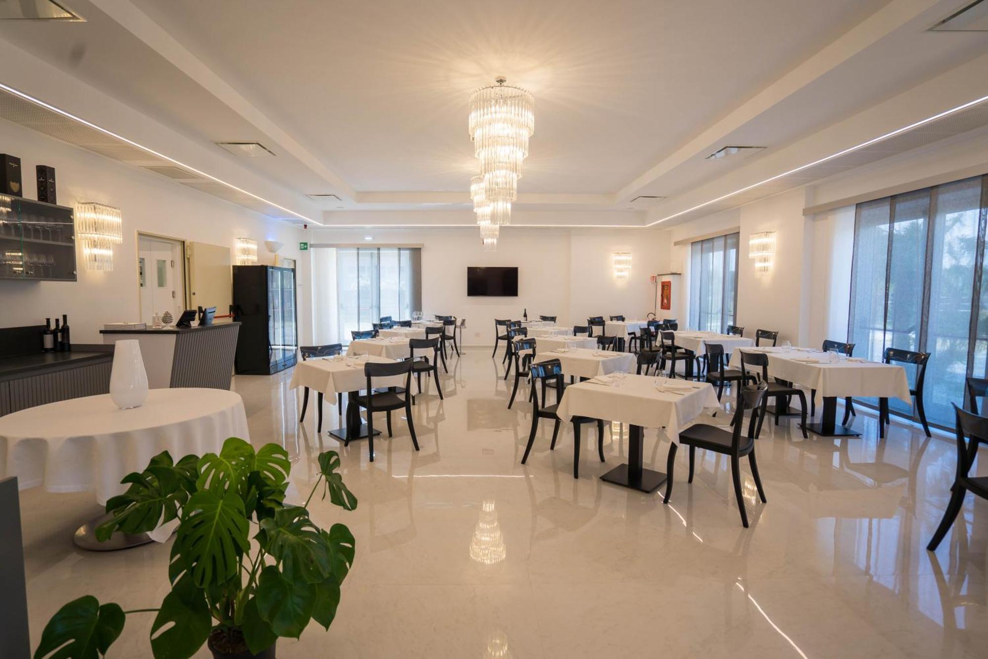 Pm Hotel Катандзаро Екстериор снимка