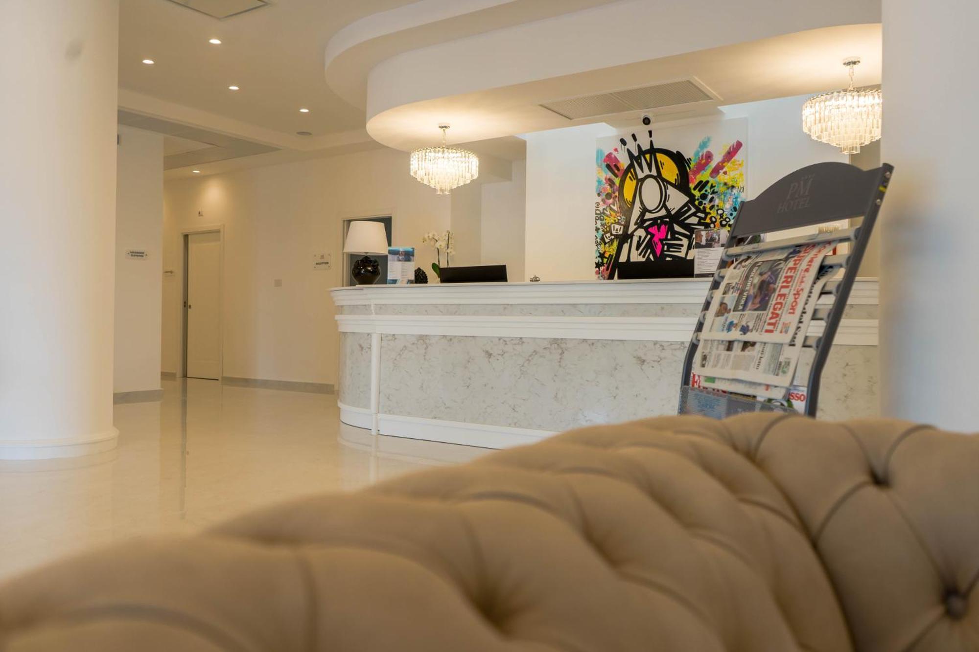 Pm Hotel Катандзаро Екстериор снимка