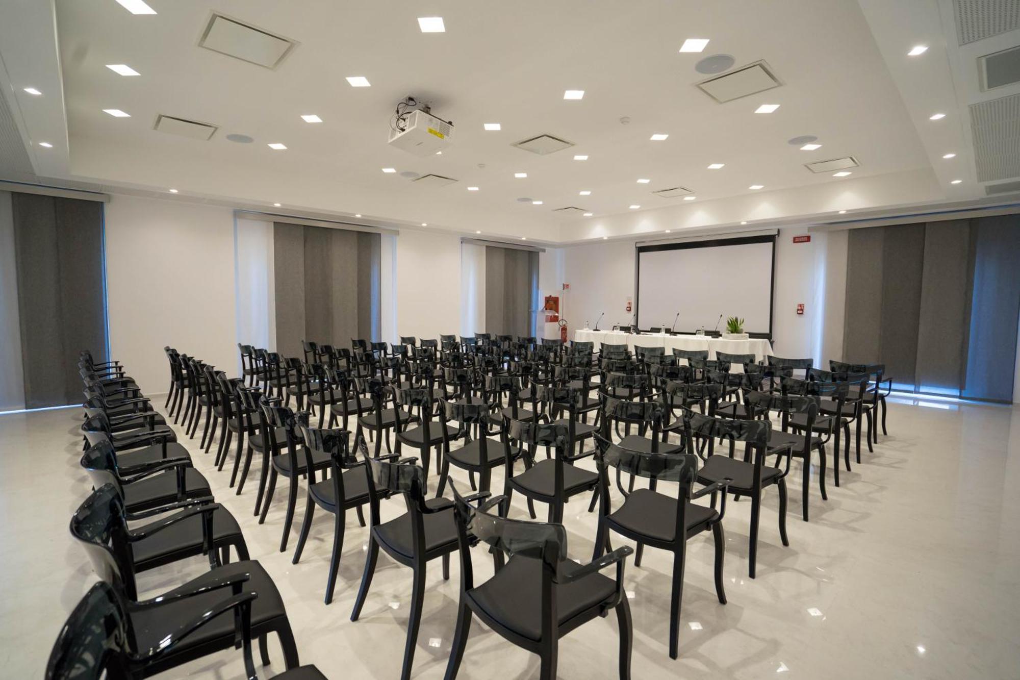 Pm Hotel Катандзаро Екстериор снимка