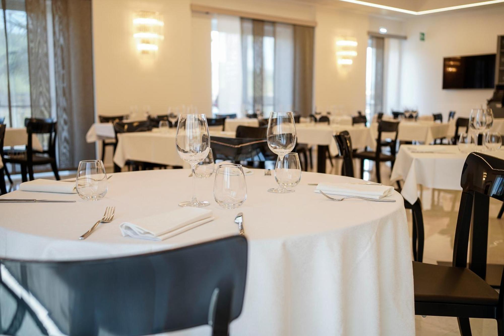 Pm Hotel Катандзаро Екстериор снимка